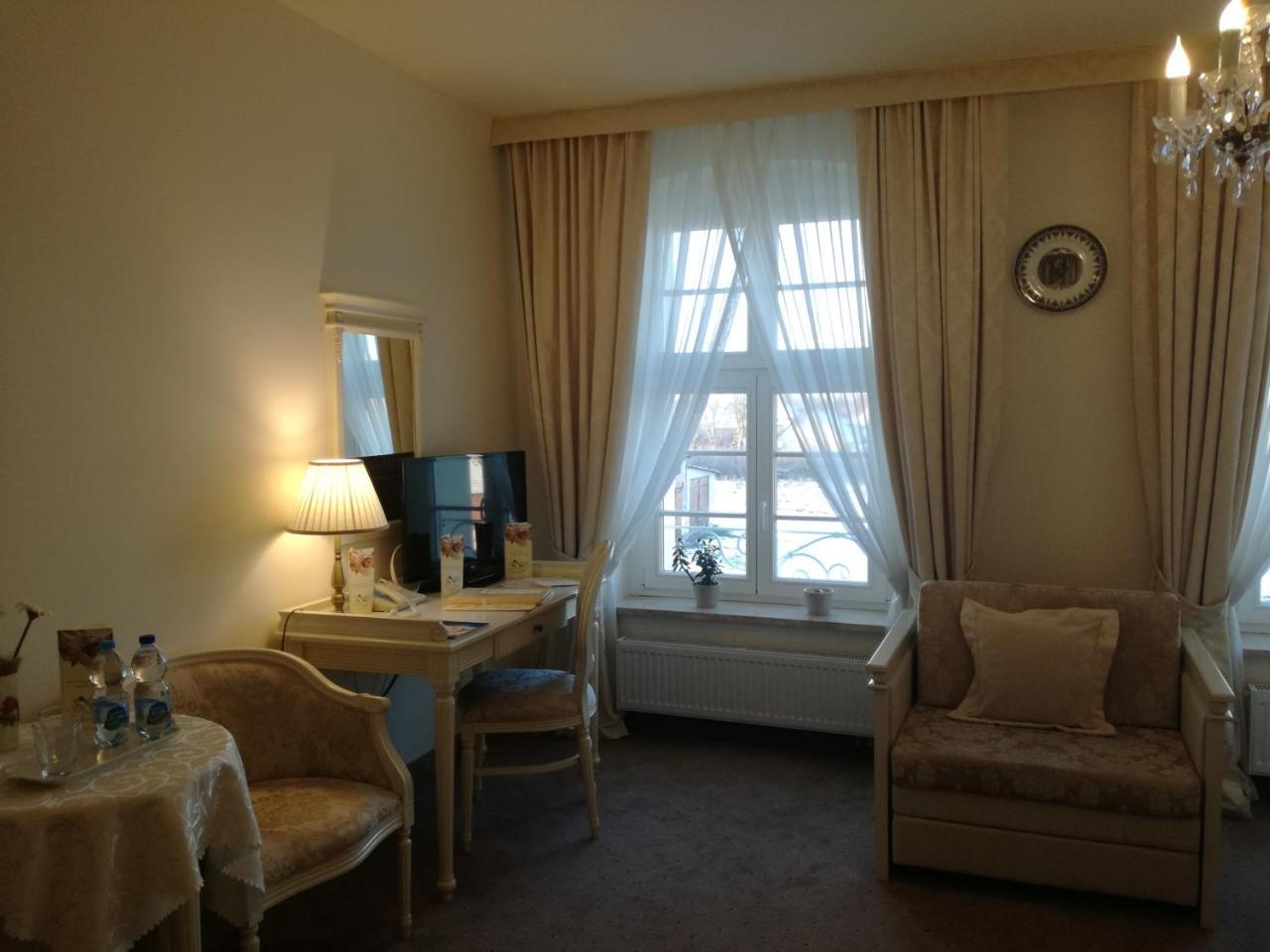 Hotel Spa Akacjowy Dwor Stargard Szczeciński Dış mekan fotoğraf